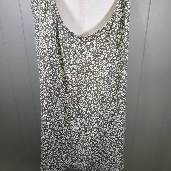 Loft Cami Olive Green & White Floral Tank Top Size L - Picture 6 of 11